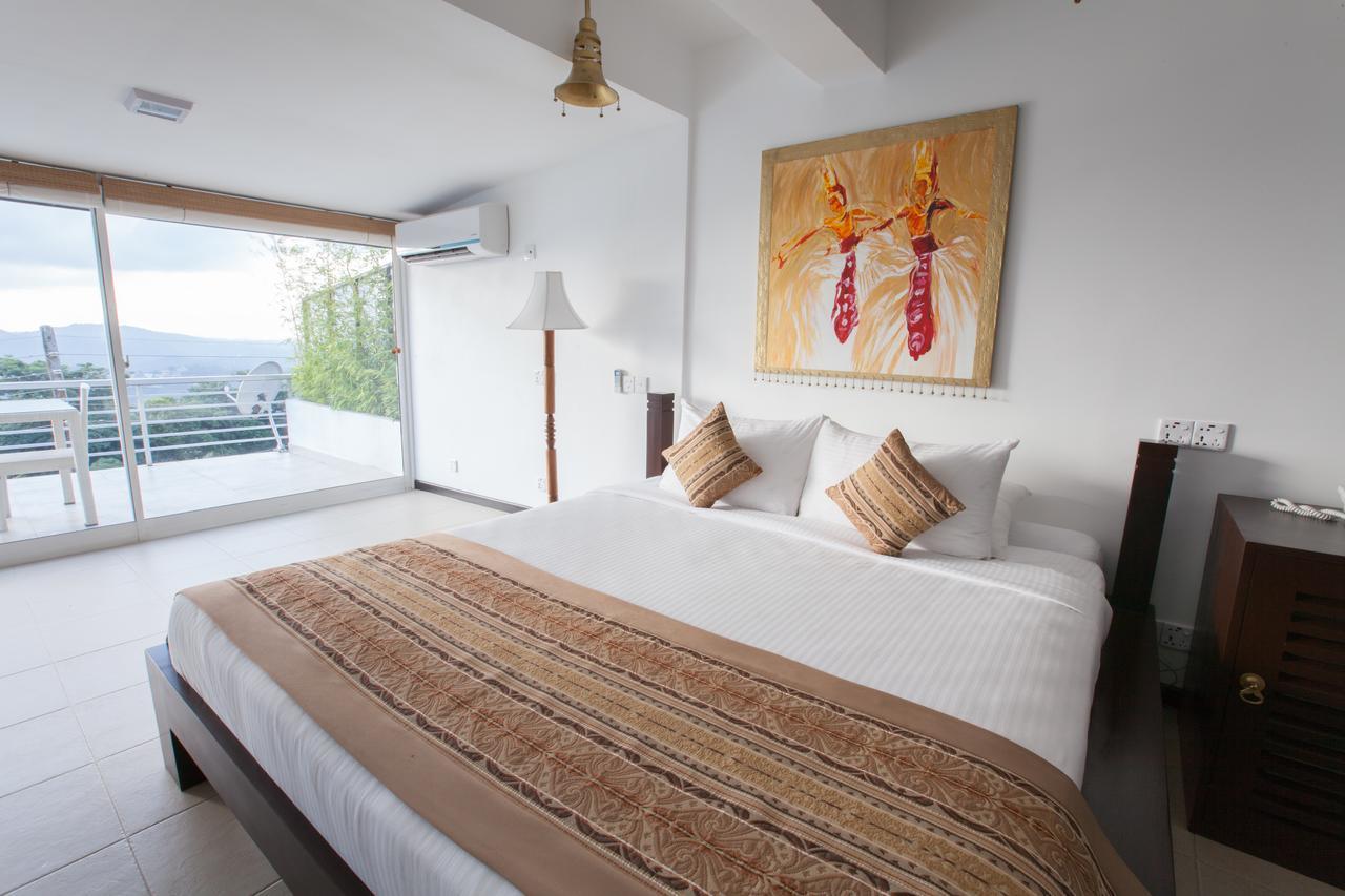 The Theva Residency Hotel Канди Екстериор снимка
